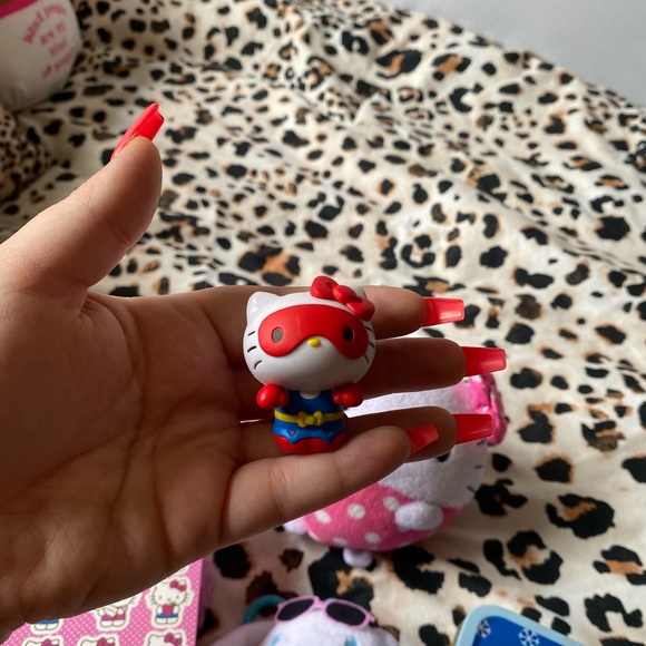 Hello Kitty Stuffy Bundle - Picture 2 of 4